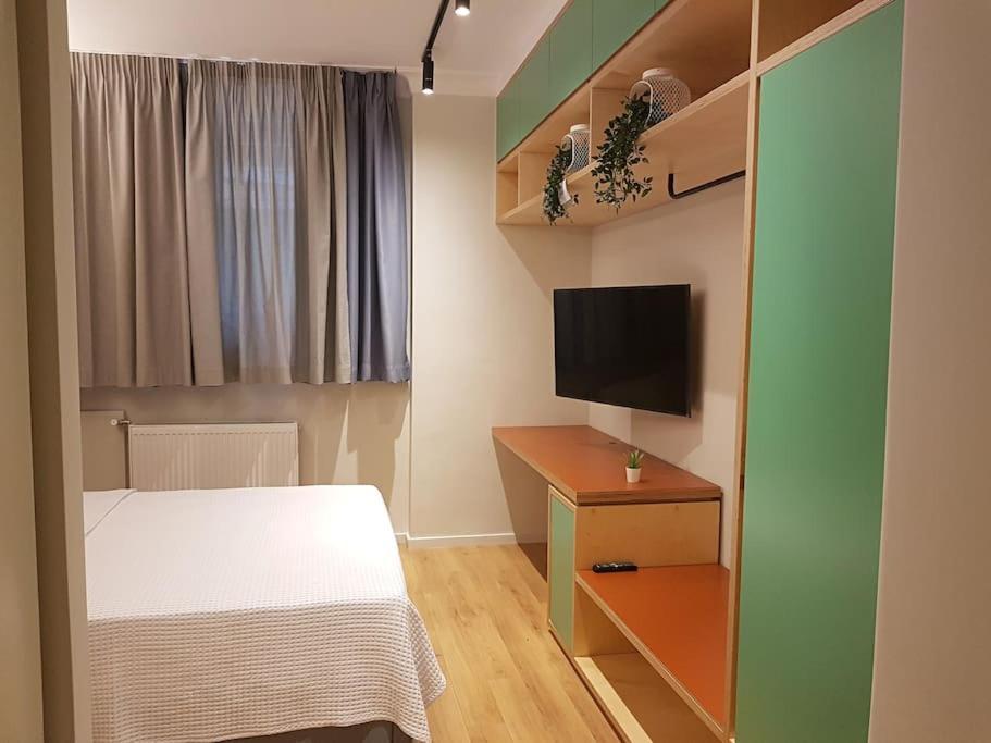Athenian Aura Kolonaki - Feel Center Apartment